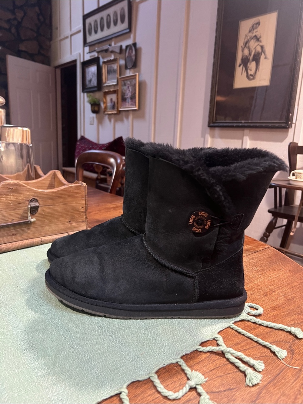 UGG Bailey Button II Classic Short Boots